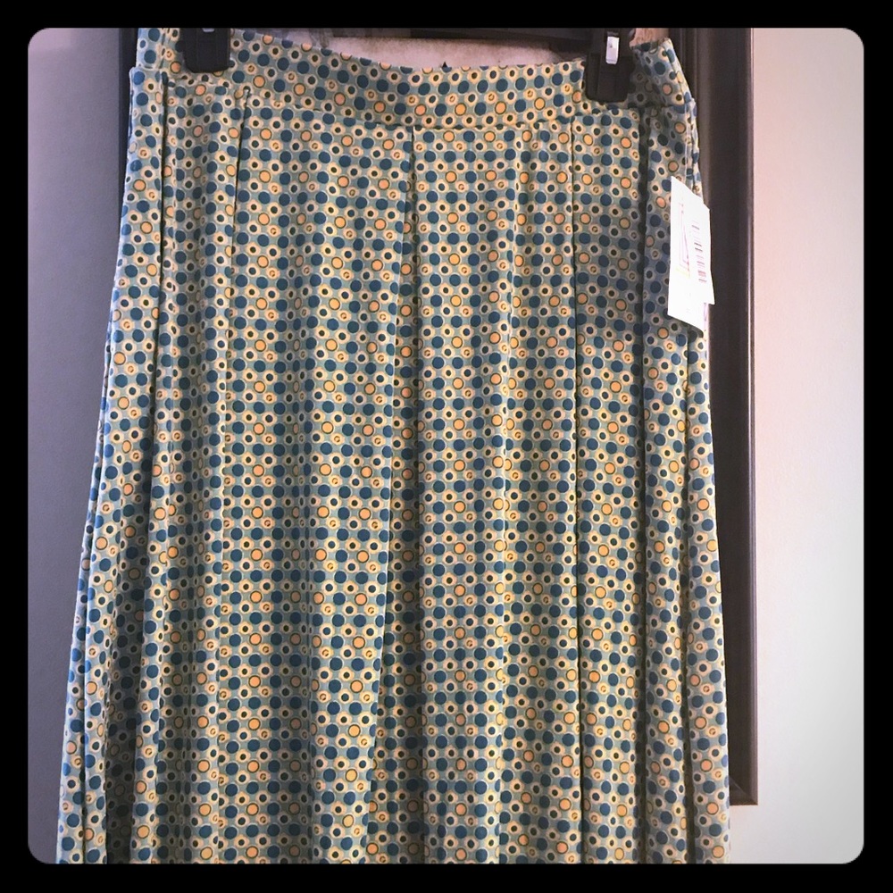 NWT LuLaRoe Madison Skirt size L